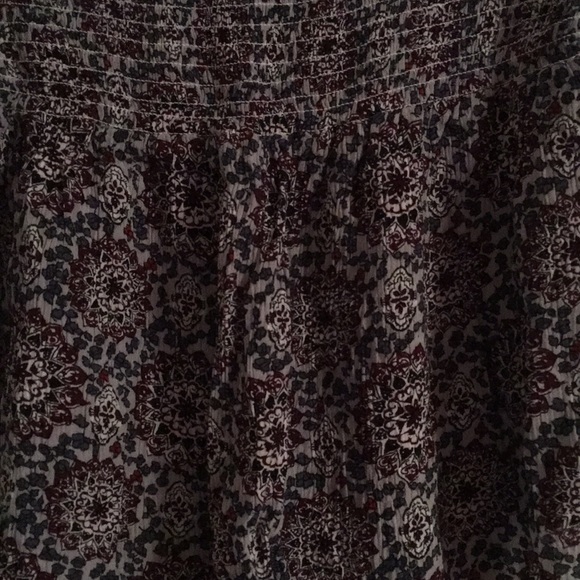 Off the shoulder smocked tank - Picture 2 of 3